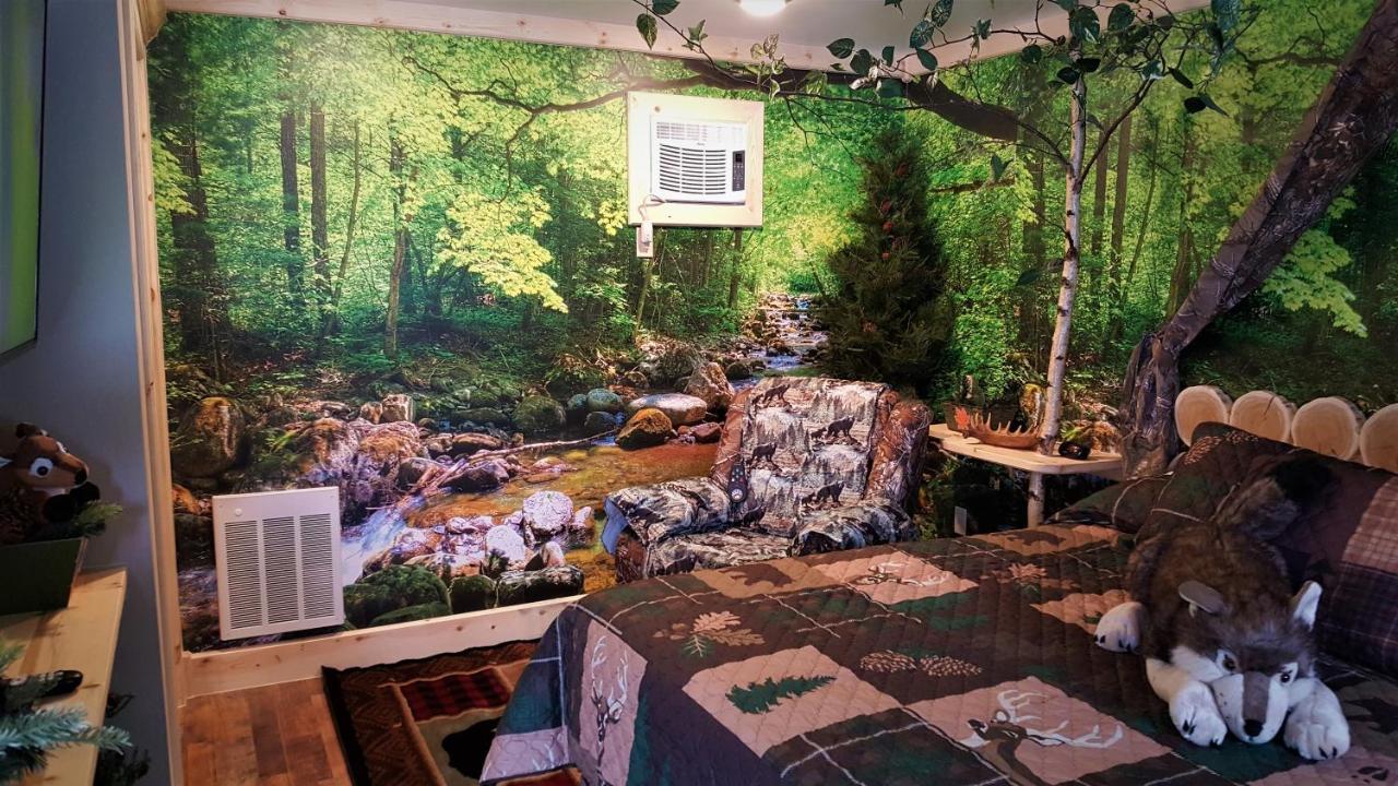 Bear Cove Inn Сент Игнас Екстериор снимка